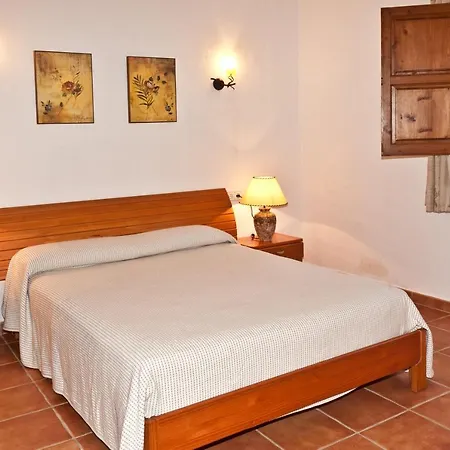 Can Curreu * Santa Eularia des Riu